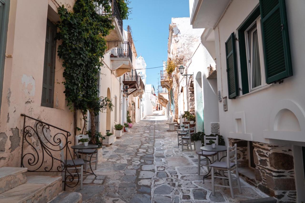 Aggelikoula Rooms Tinos Bagian luar foto