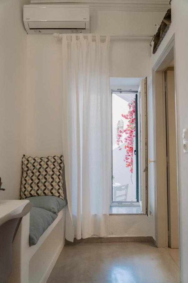 Aggelikoula Rooms Tinos Bagian luar foto