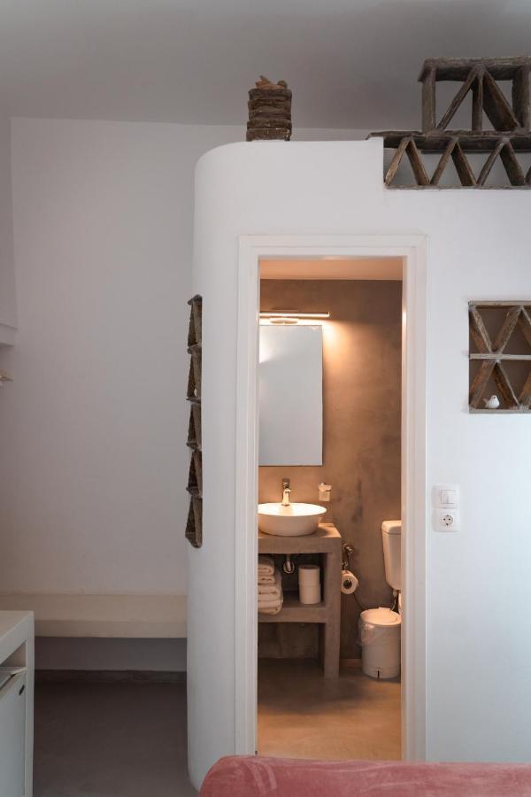 Aggelikoula Rooms Tinos Bagian luar foto