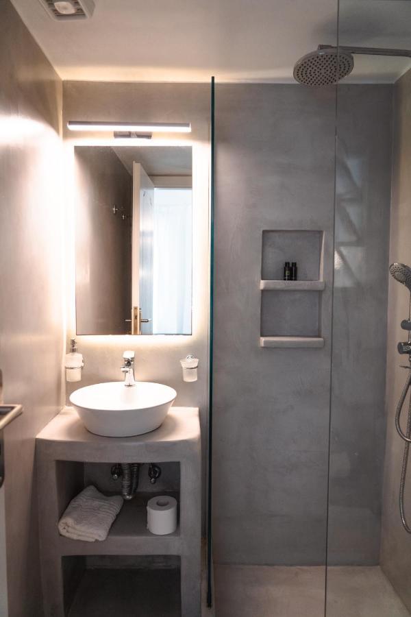 Aggelikoula Rooms Tinos Bagian luar foto