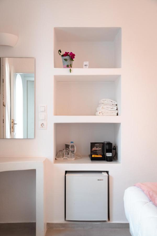 Aggelikoula Rooms Tinos Bagian luar foto